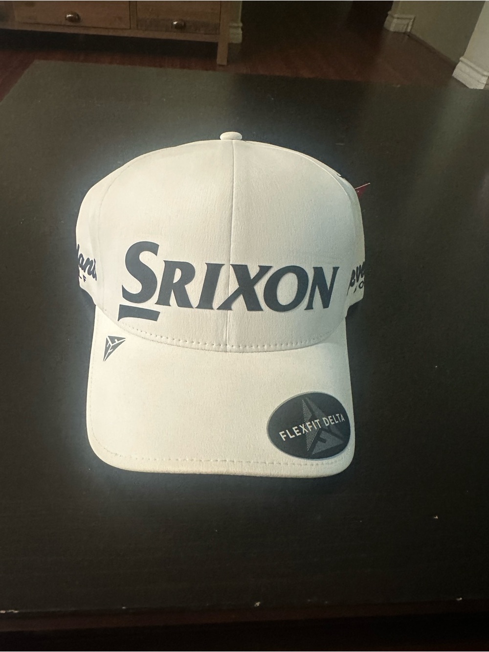 SRIXON White Men's Golf Cap with Bold Black Logo
